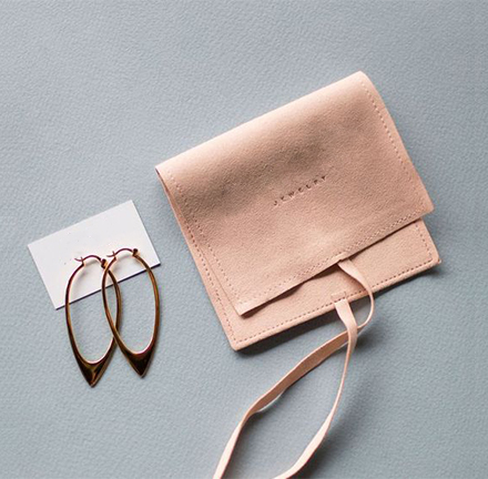 珠寶飾品包裝設(shè)計(jì)